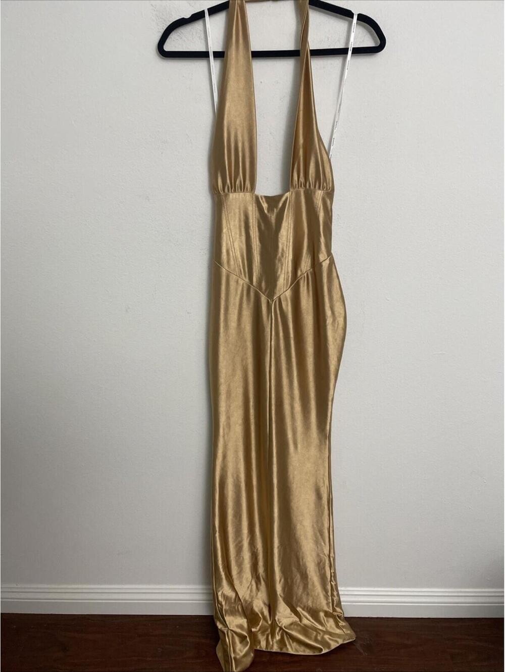 Retrofete Gold Metallic Halter Gown - Picture 10 of 12